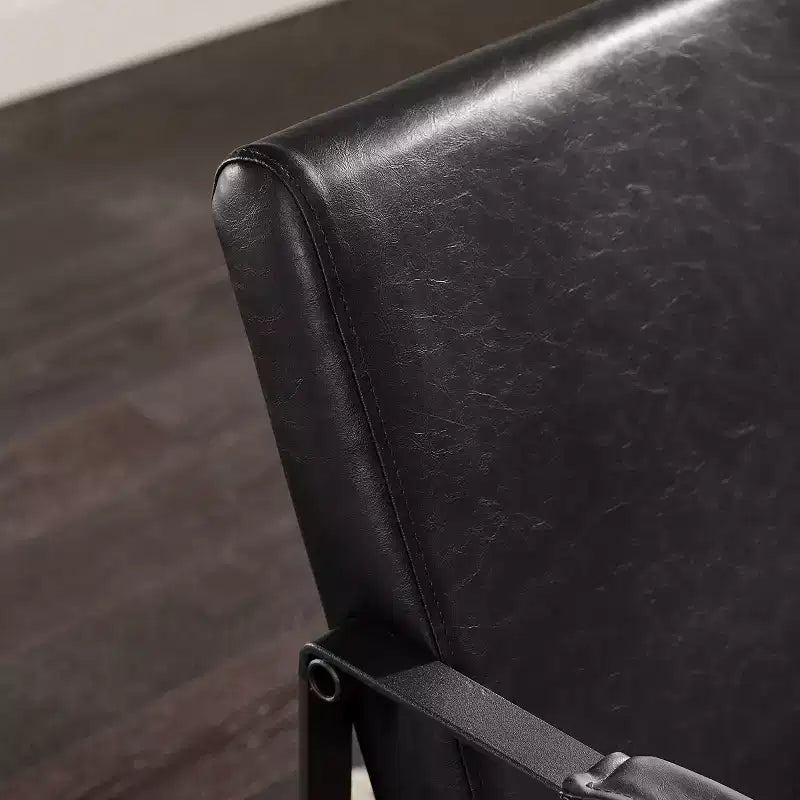 Fauteuil d'appoint avec assise et dossier rembourrés en similicuir