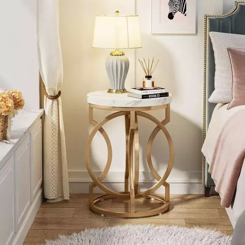 Table d'appoint industrielle étroite et ronde avec base en métal creux, table de chevet cylindrique pour salon, chambre à coucher