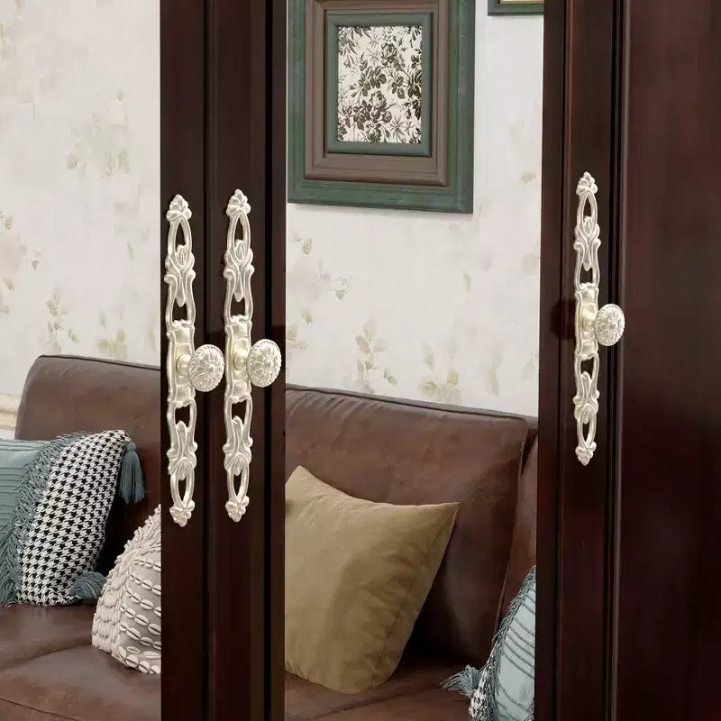 Armoire brun-noir de 156 cm avec 4 tiroirs, 2 miroirs, une tringle de suspension et des étagères