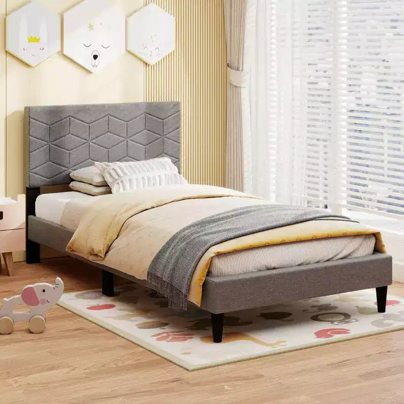 Cadre de lit double/grand lit avec tête de lit capitonnée en tissu de lin et support à lattes en bois