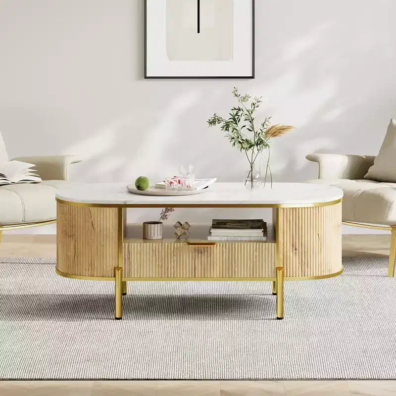 Table basse ovale moderne cannelée de 122 cm, plateau en faux marbre et base incurvée en métal doré, table centrale de salon avec tiroir et rangement