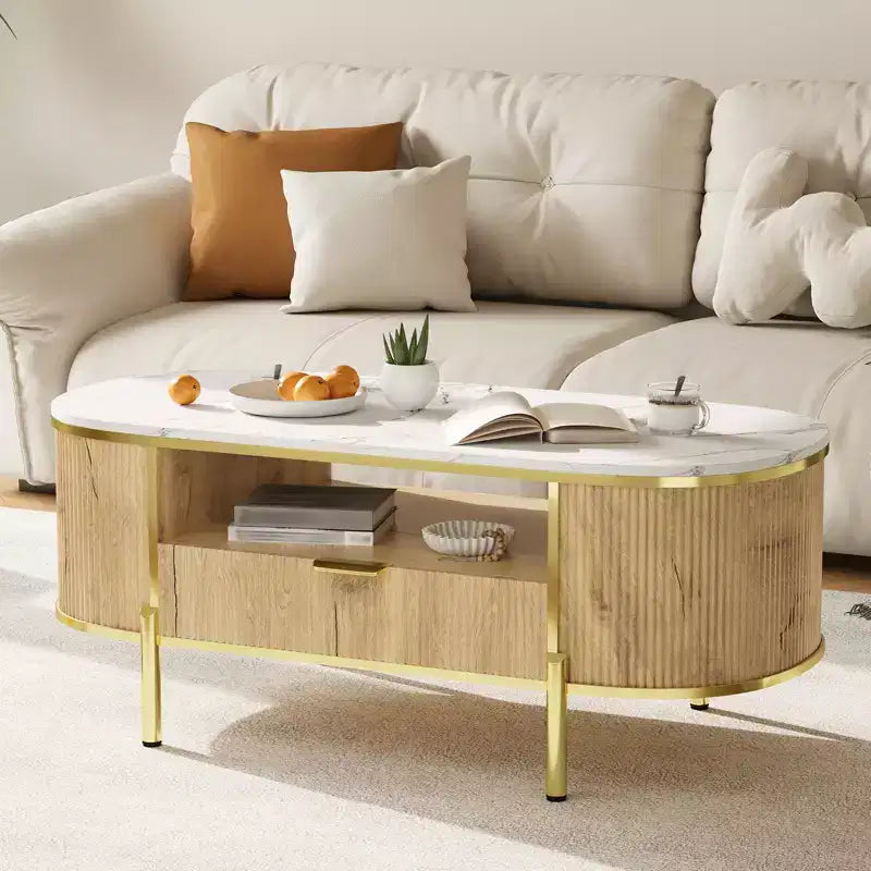Table basse ovale moderne cannelée de 122 cm, plateau en faux marbre et base incurvée en métal doré, table centrale de salon avec tiroir et rangement